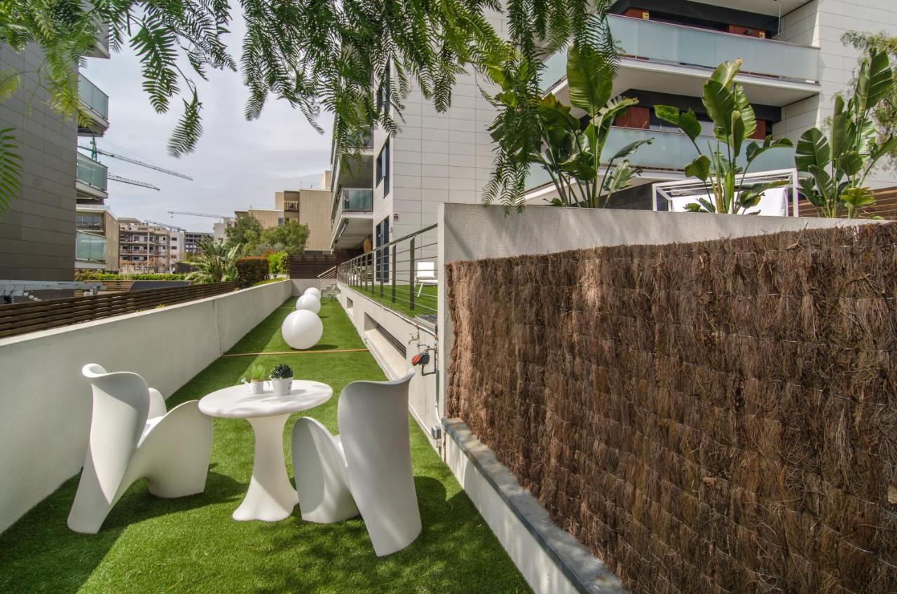Sitges Spaces Garden Paradise 3 Bedroom, 3 Bathroom, Huge Private Garden-Terrace, Pool- Sleeps Up To 8 Exterior foto